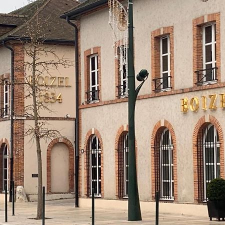 L Oote Appart Épernay Exteriör bild