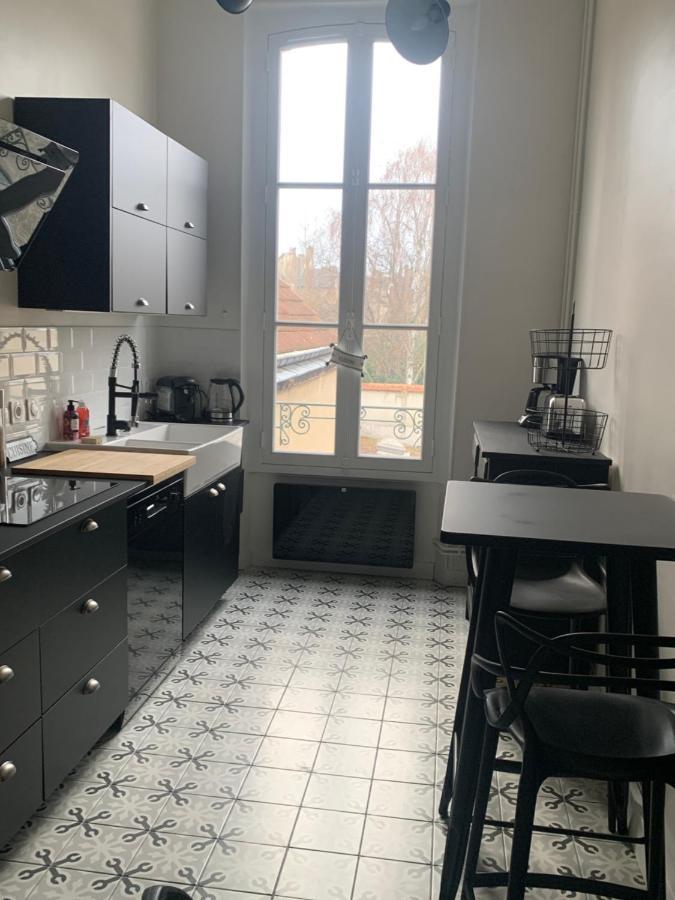L Oote Appart Épernay Exteriör bild
